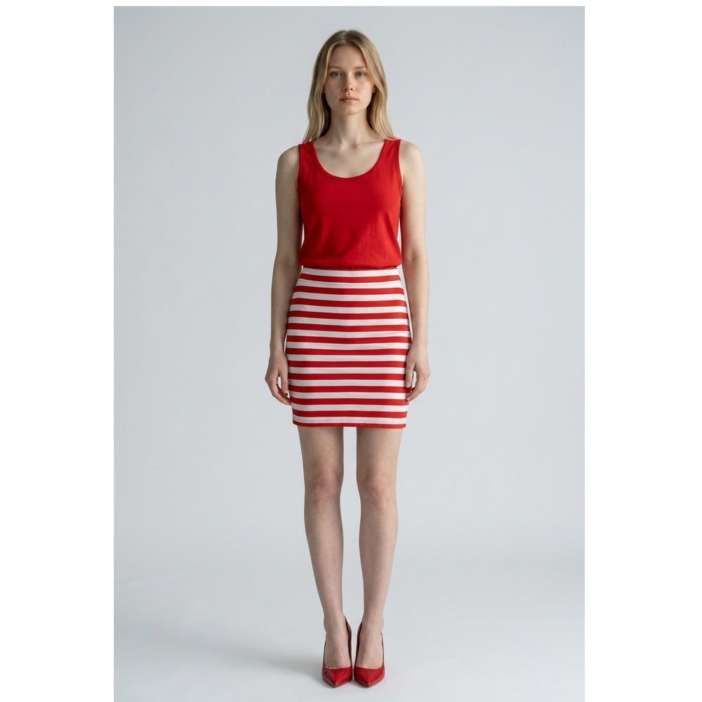 BebeRed White Striped Bodycon Mini Skirt  Women's‎ Size M